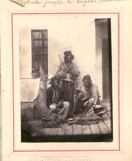 Another group of tinsmith gypsies