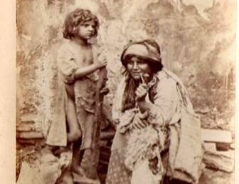 Gypsy woman with her daughter